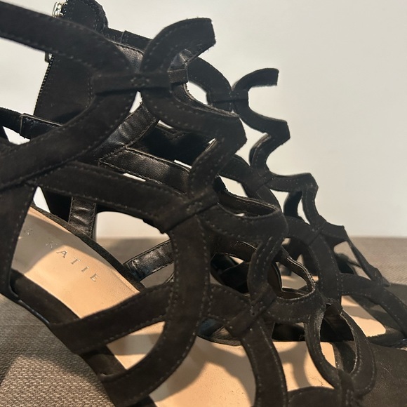 Kelly & Katie Strappy Heels w/ Zipper in Back - Picture 6 of 9